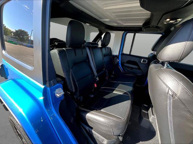 Used 2023 Jeep Wrangler Unlimited Sahara w/ Cold Weather Group AWD/4WD image 27