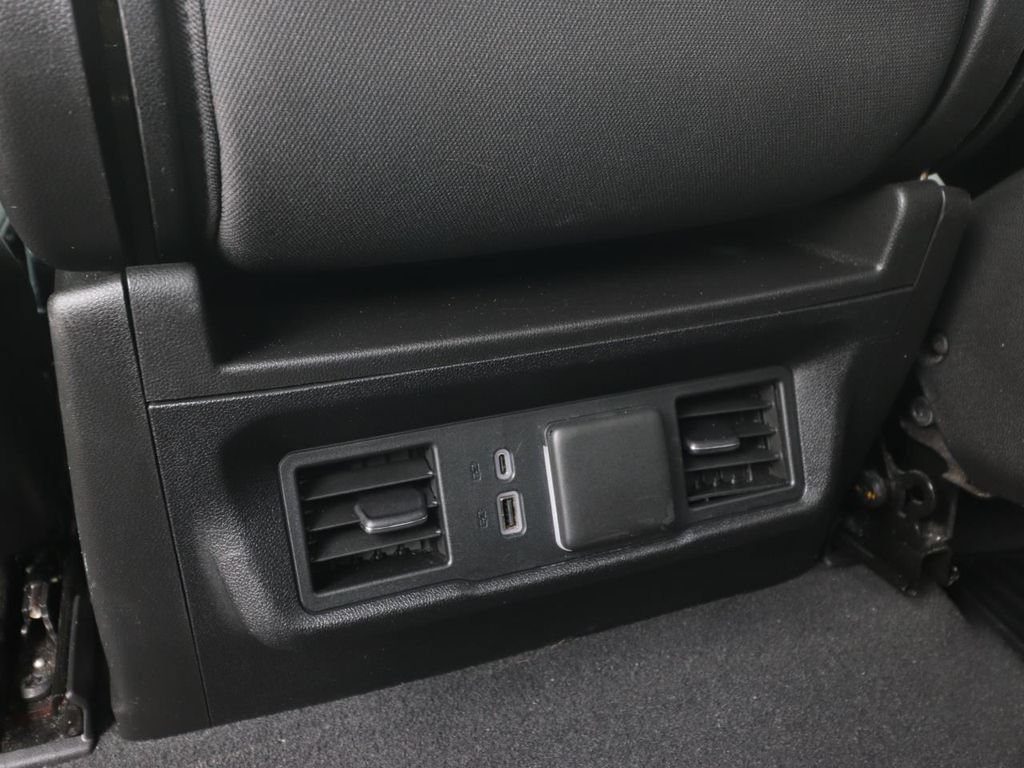 Used 2024 Chevrolet Silverado 1500 RST AWD/4WD image 10