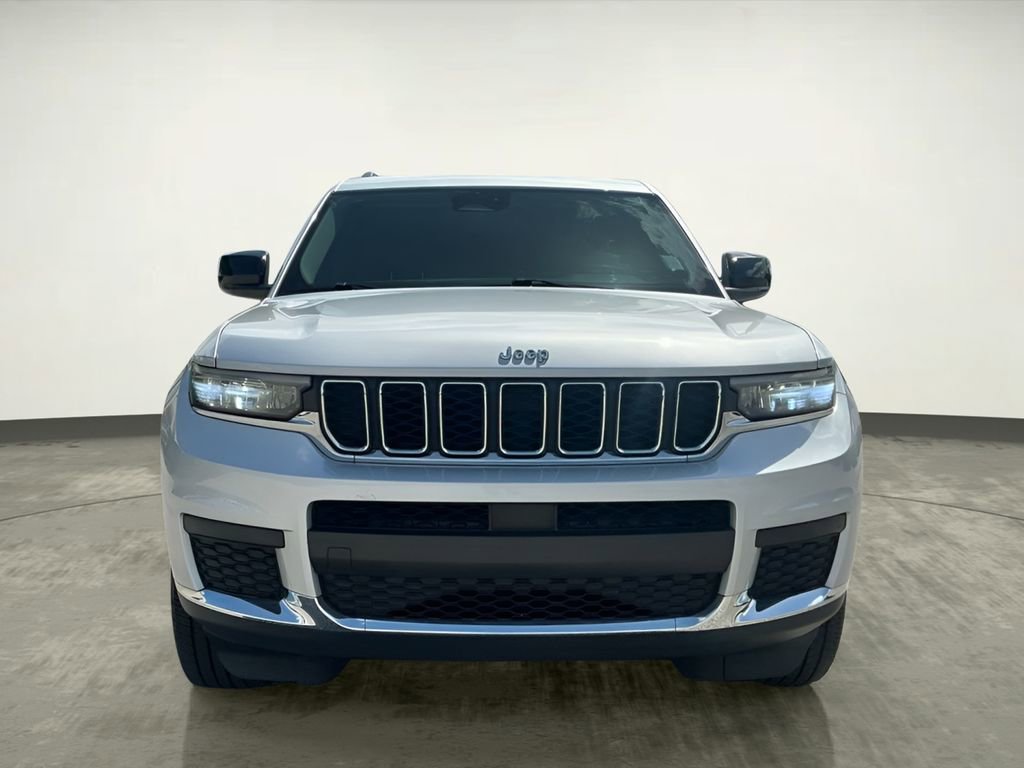 Used 2021 Jeep Grand Cherokee L Laredo w/ Luxury Tech Group I RWD image 11