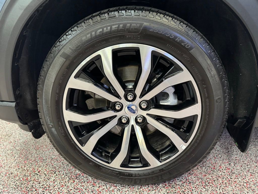 Certified 2025 Ford Explorer ST-Line image 27