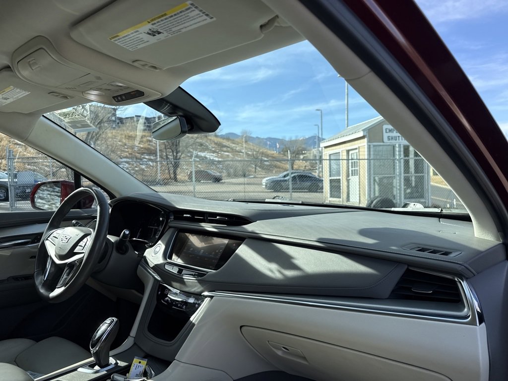 Used 2017 Cadillac XT5 Premium Luxury image 30