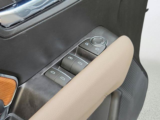 Used 2026 GMC Canyon Denali AWD/4WD image 17