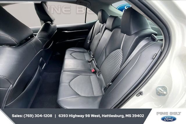 Used 2024 Toyota Camry SE image 19