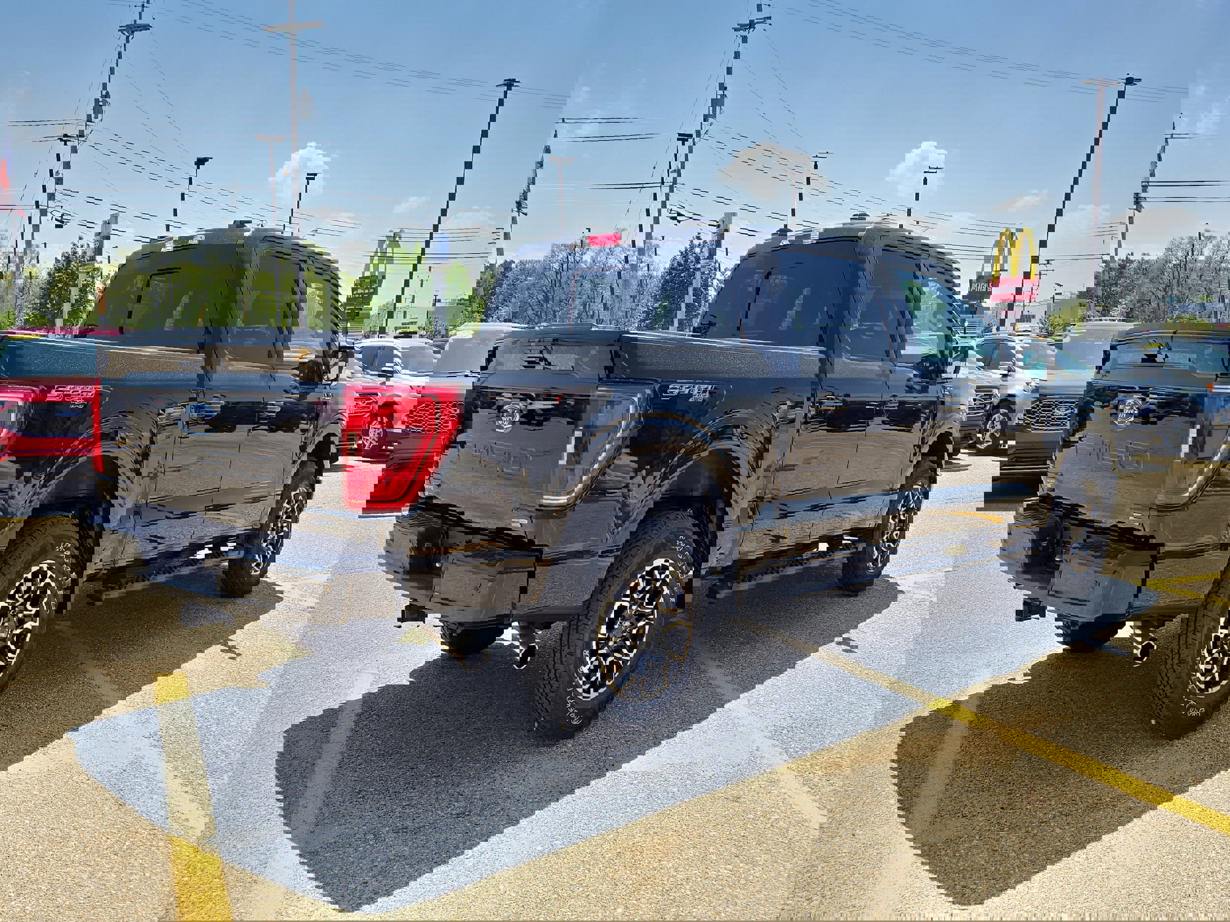 Certified 2022 Ford F150 XLT w/ Equipment Group 302A High image 3