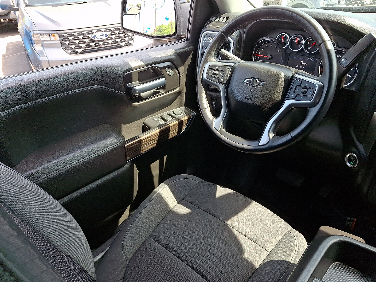 Used 2022 Chevrolet Silverado 1500 RST w/ Rally Edition AWD/4WD image 14
