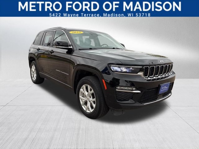 Used 2023 Jeep Grand Cherokee Limited AWD/4WD image 3