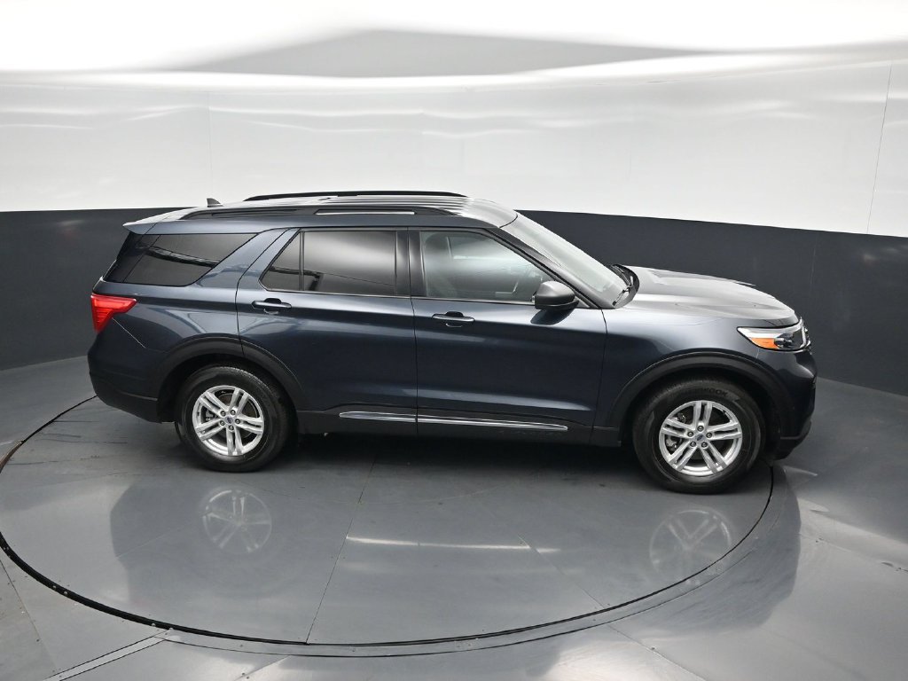 Certified 2023 Ford Explorer XLT RWD image 52