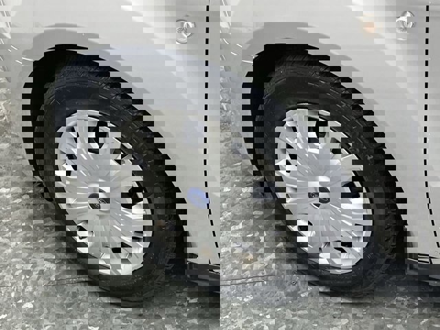 Certified 2022 Ford Transit Connect XLT image 32