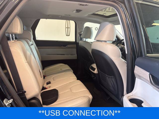 Used 2022 Hyundai Palisade SEL w/ 8P Bench Seat Package FWD image 10