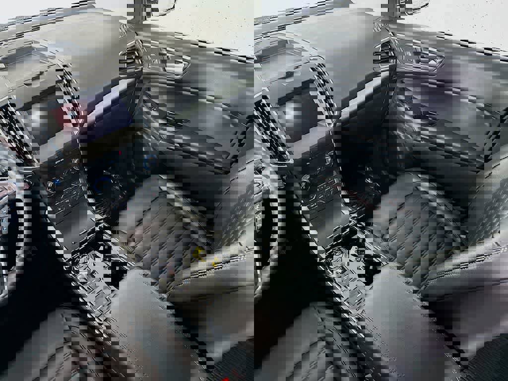 Certified 2020 Ford Edge SEL w/ Cold Weather Package image 14