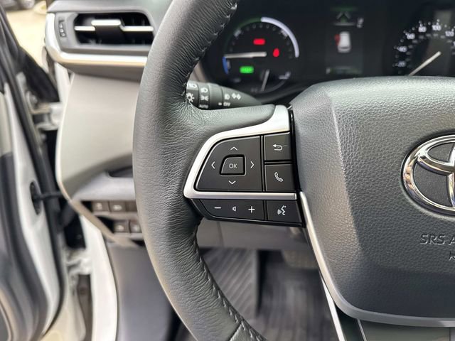 Used 2024 Toyota Sienna XLE image 23