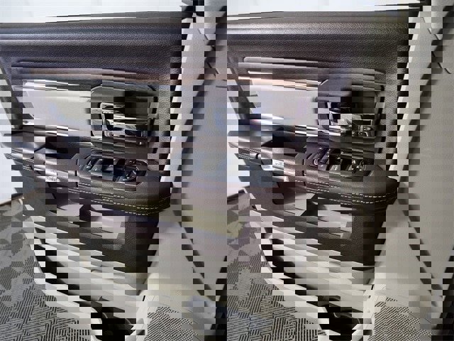 Used 2018 RAM 1500 Laramie w/ Convenience Group image 28