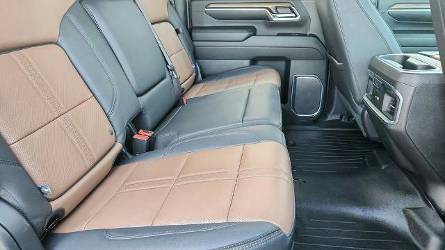 Used 2024 Chevrolet Silverado 3500 High Country w/ High Country Premium Package image 39