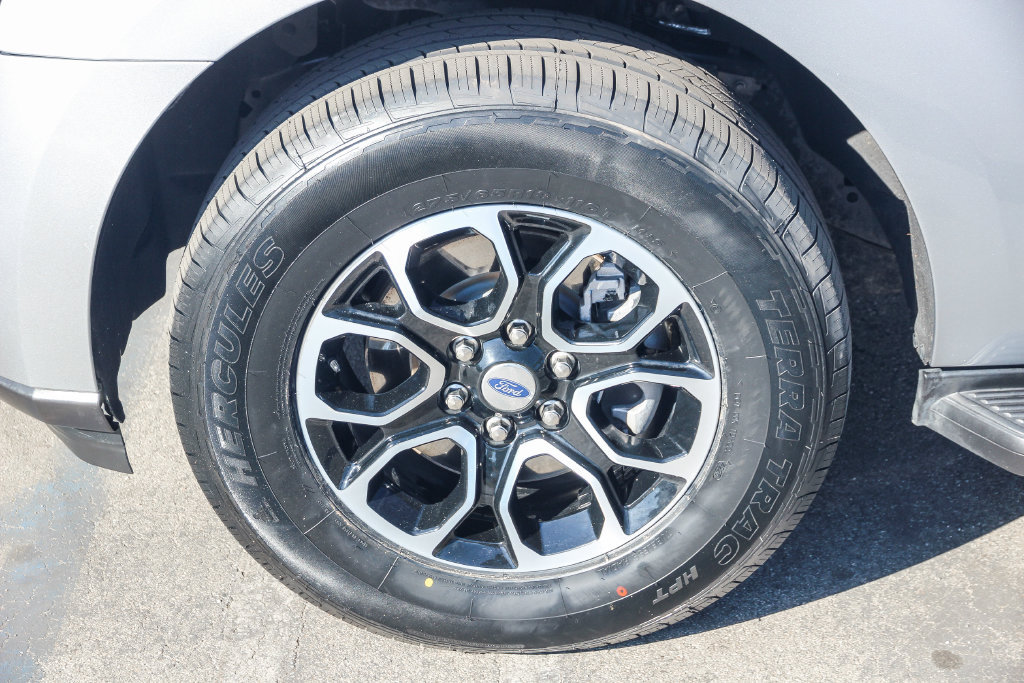 Certified 2022 Ford Expedition XLT RWD image 11