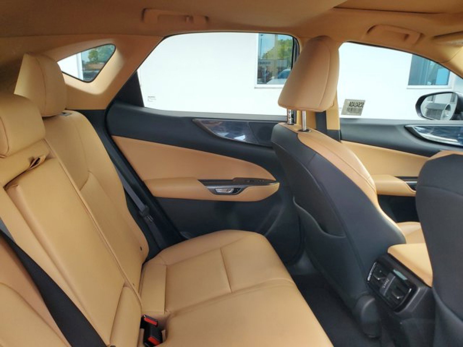 Used 2024 Lexus NX 250 FWD image 33