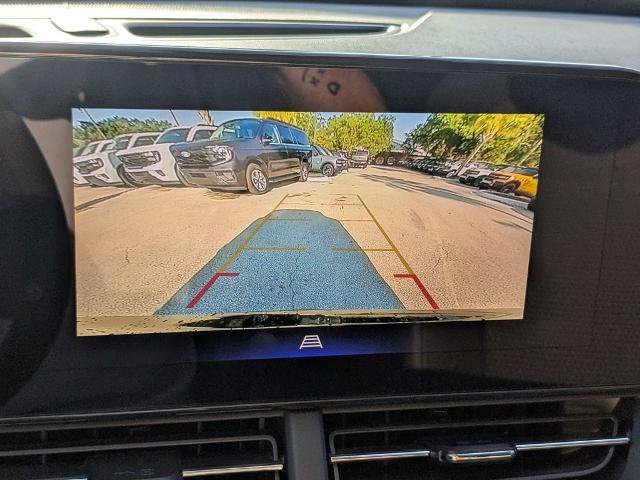 Used 2025 Chevrolet Trax LT FWD image 21