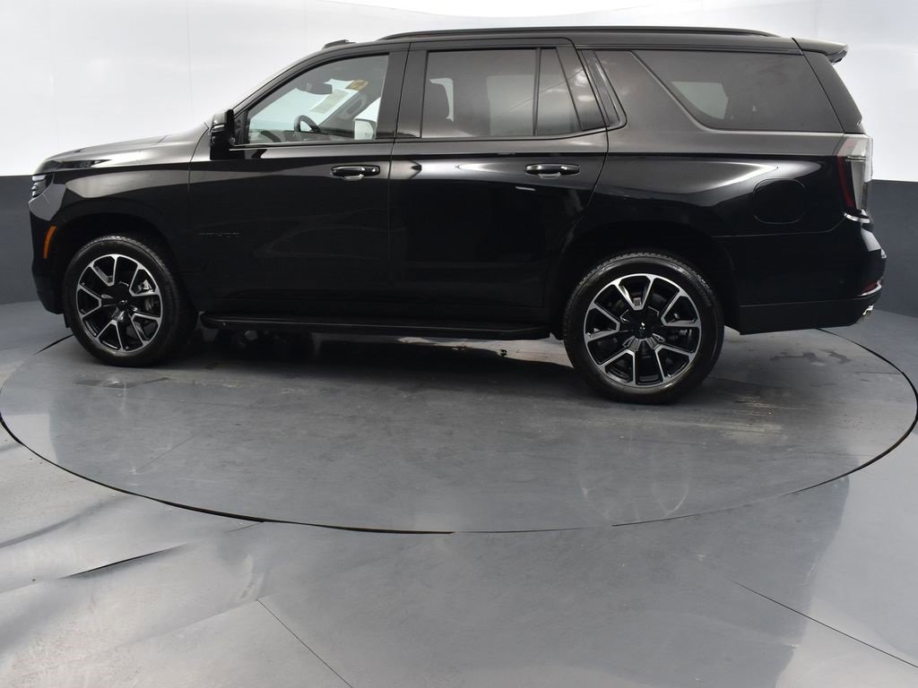 Used 2025 Chevrolet Tahoe RST w/ Comfort Package image 2