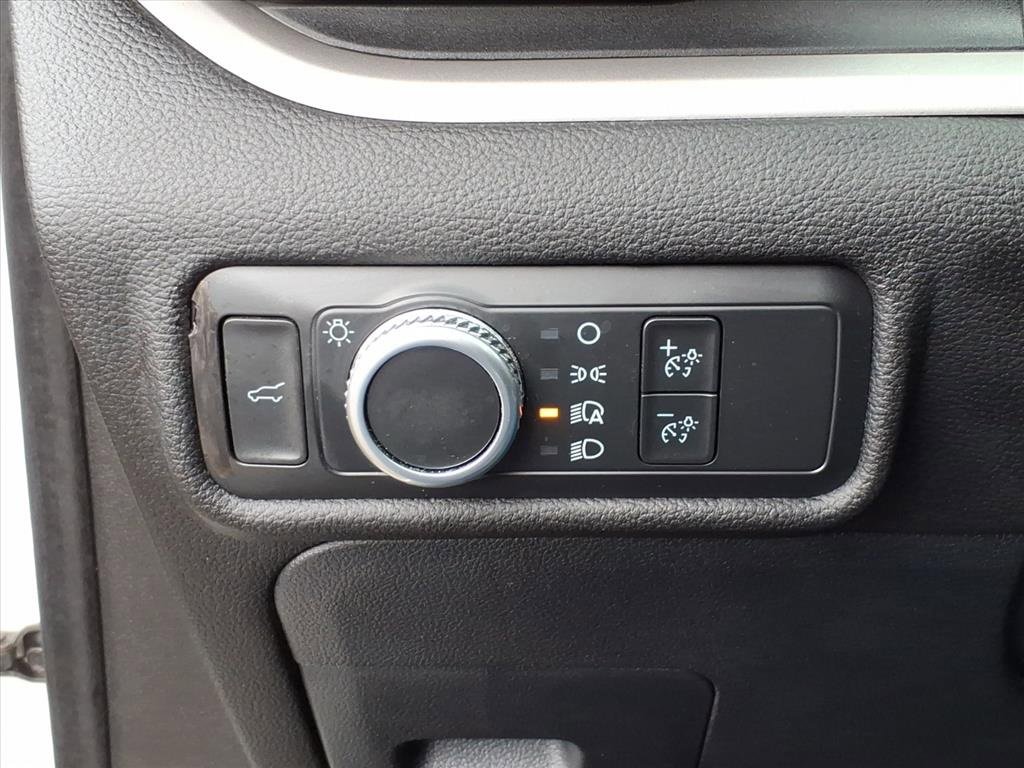 Certified 2022 Ford Explorer XLT w/ Class IV Trailer Tow Package image 16