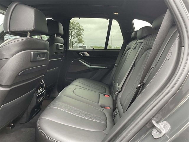 Used 2023 BMW X5 M50i w/ Executive Package image 11