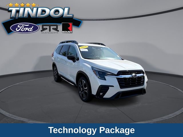 Used 2024 Subaru Ascent Limited w/ Technology Package AWD/4WD image 2