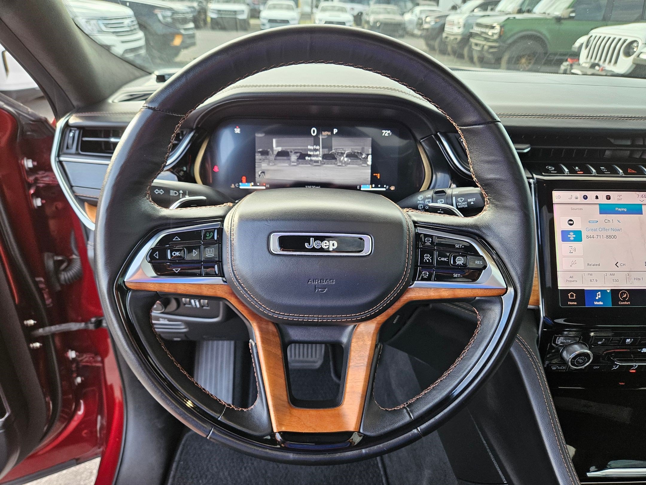 Used 2023 Jeep Grand Cherokee L Summit AWD/4WD image 19