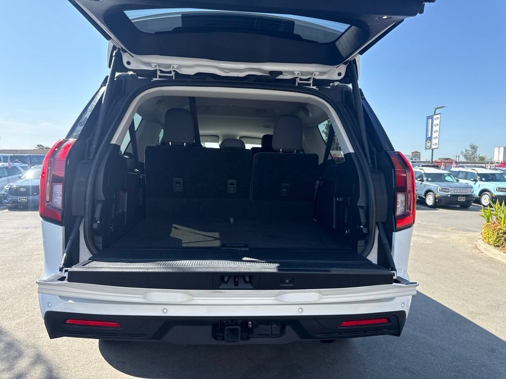Certified 2025 Ford Expedition Max Active RWD image 16