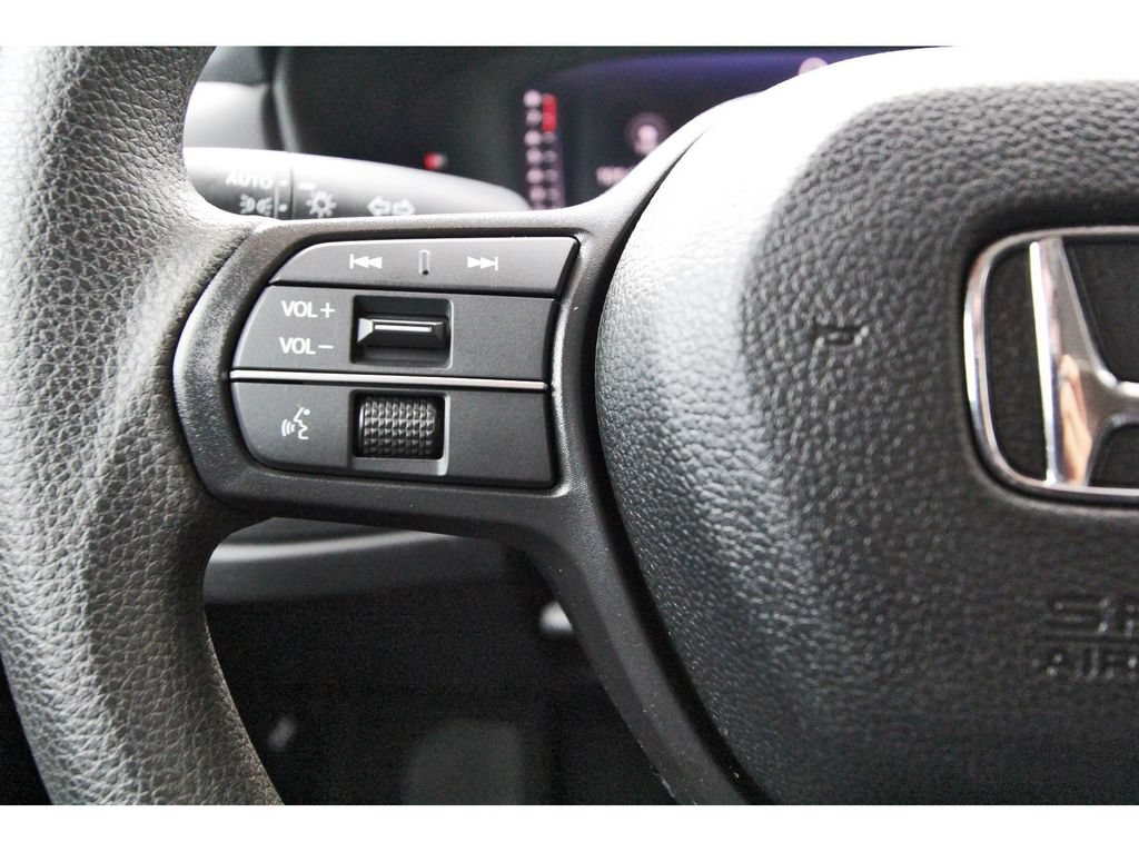 Used 2025 Honda Accord SE image 18