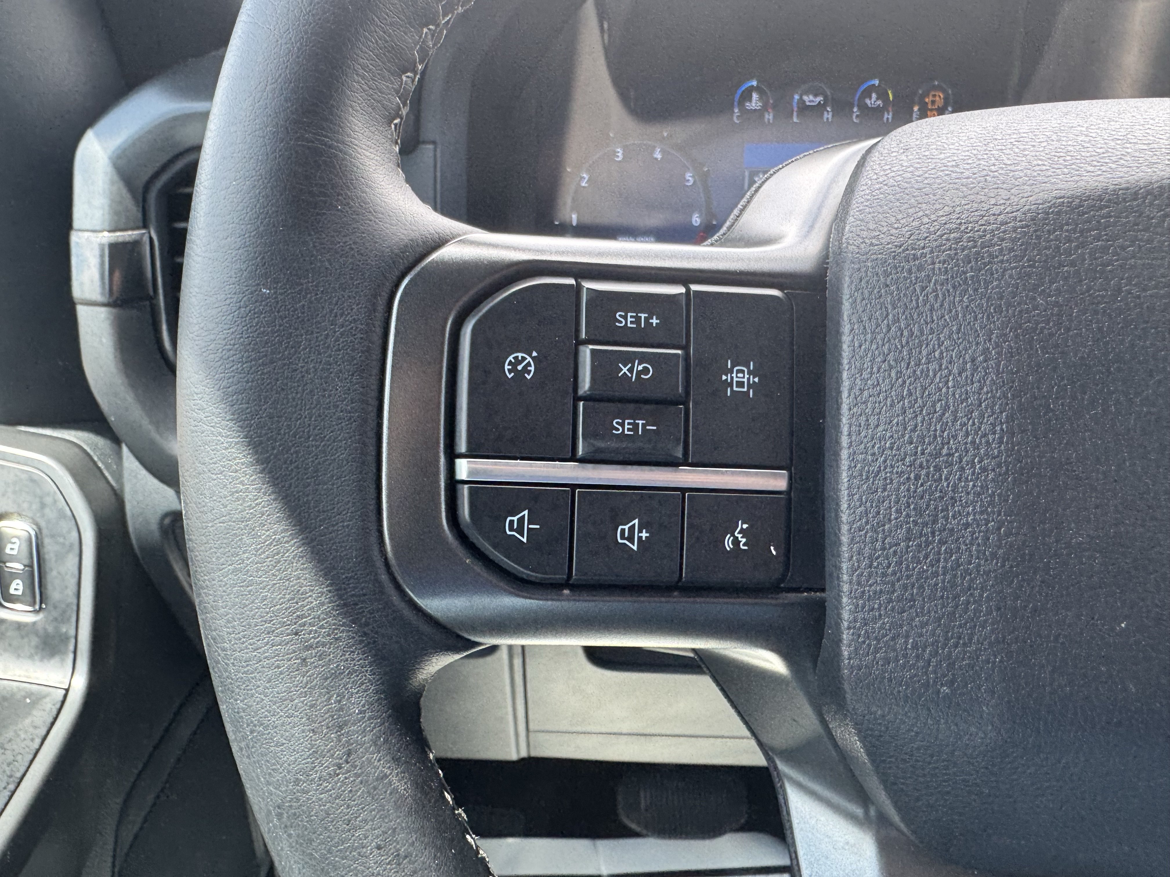 Certified 2024 Ford F150 XLT w/ XLT Black Appearance Package RWD image 9