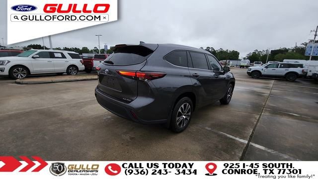 Used 2024 Toyota Highlander XLE AWD/4WD image 8