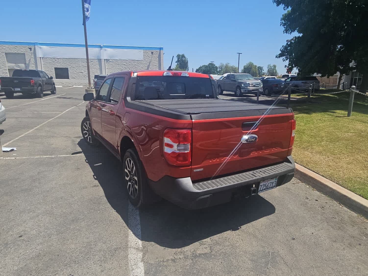 Certified 2024 Ford Maverick Lariat FWD image 6