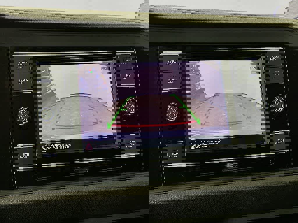 Used 2024 Volkswagen Jetta SE FWD image 27