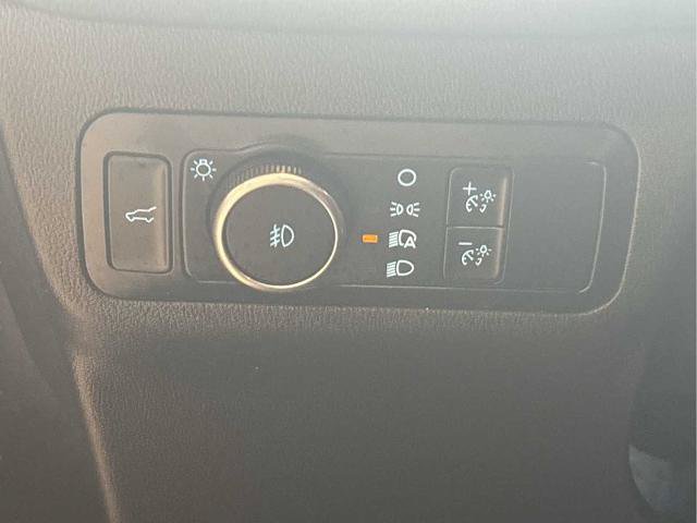 Certified 2024 Ford Escape Platinum AWD/4WD image 17
