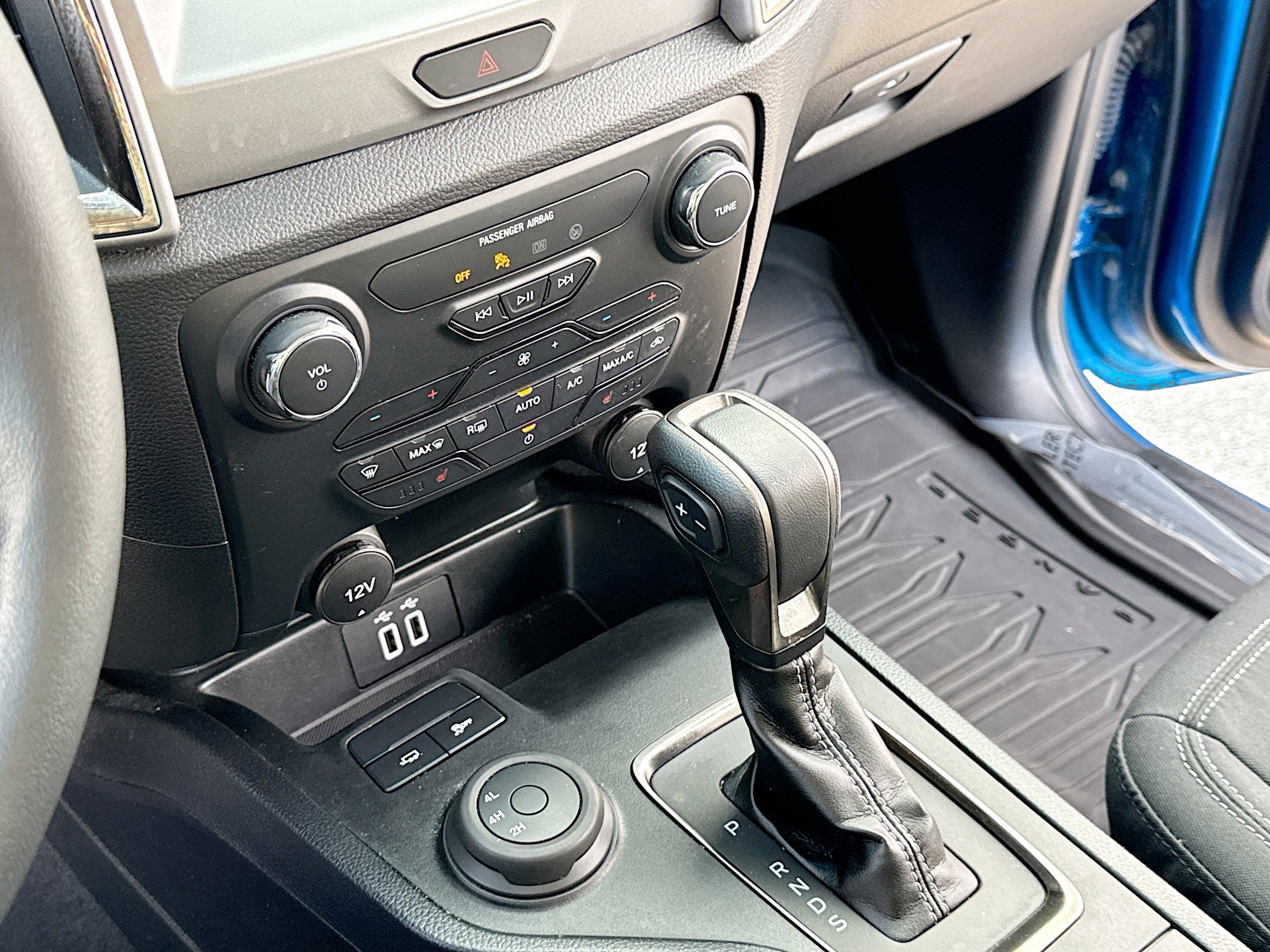 Certified 2022 Ford Ranger XLT w/ Equipment Group 302A High image 13