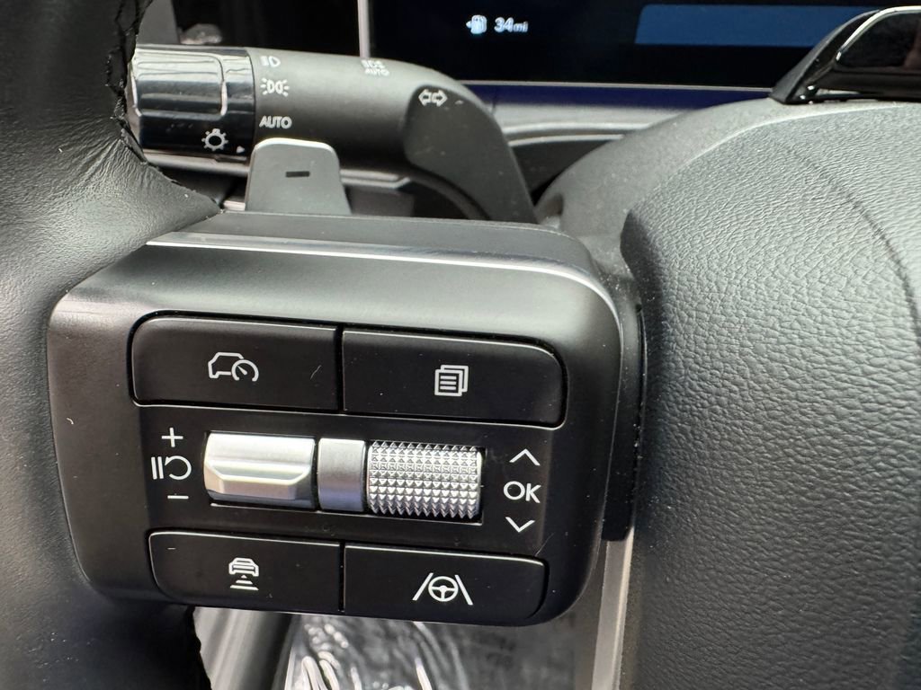 Used 2024 Hyundai Santa Fe Limited image 17