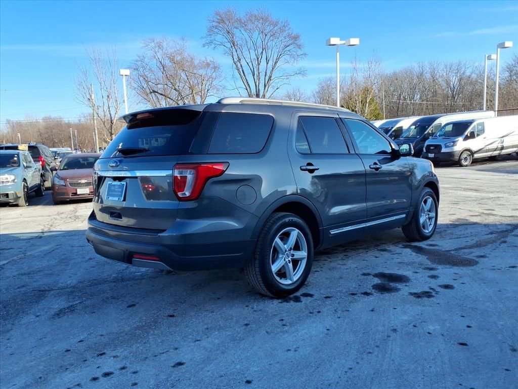 Certified 2019 Ford Explorer XLT w/ Equipment Group 202A image 7