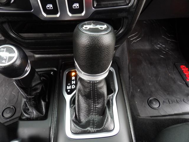 Used 2019 Jeep Wrangler Sport S image 19