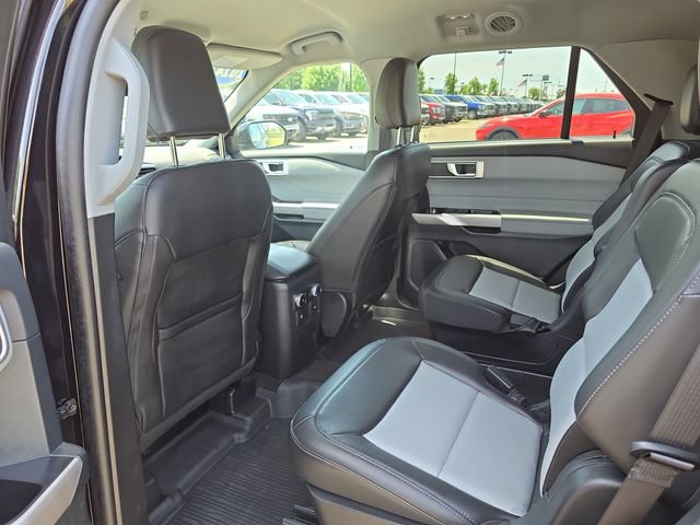 Certified 2024 Ford Explorer XLT w/ Equipment Group 202A AWD/4WD image 25