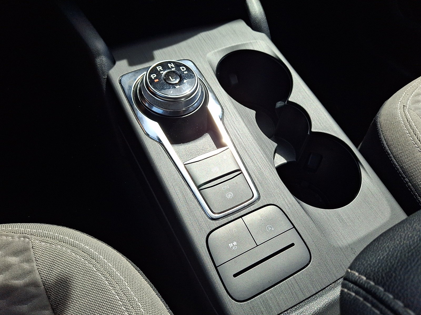 Certified 2020 Ford Escape SE AWD/4WD image 17