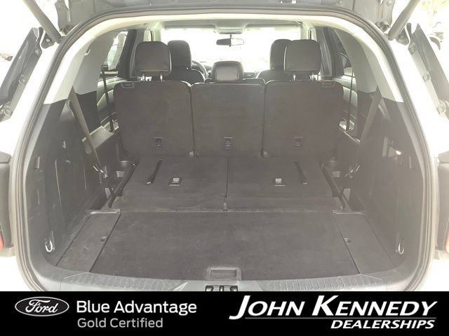 Certified 2023 Ford Explorer XLT w/ Equipment Group 202A AWD/4WD image 35