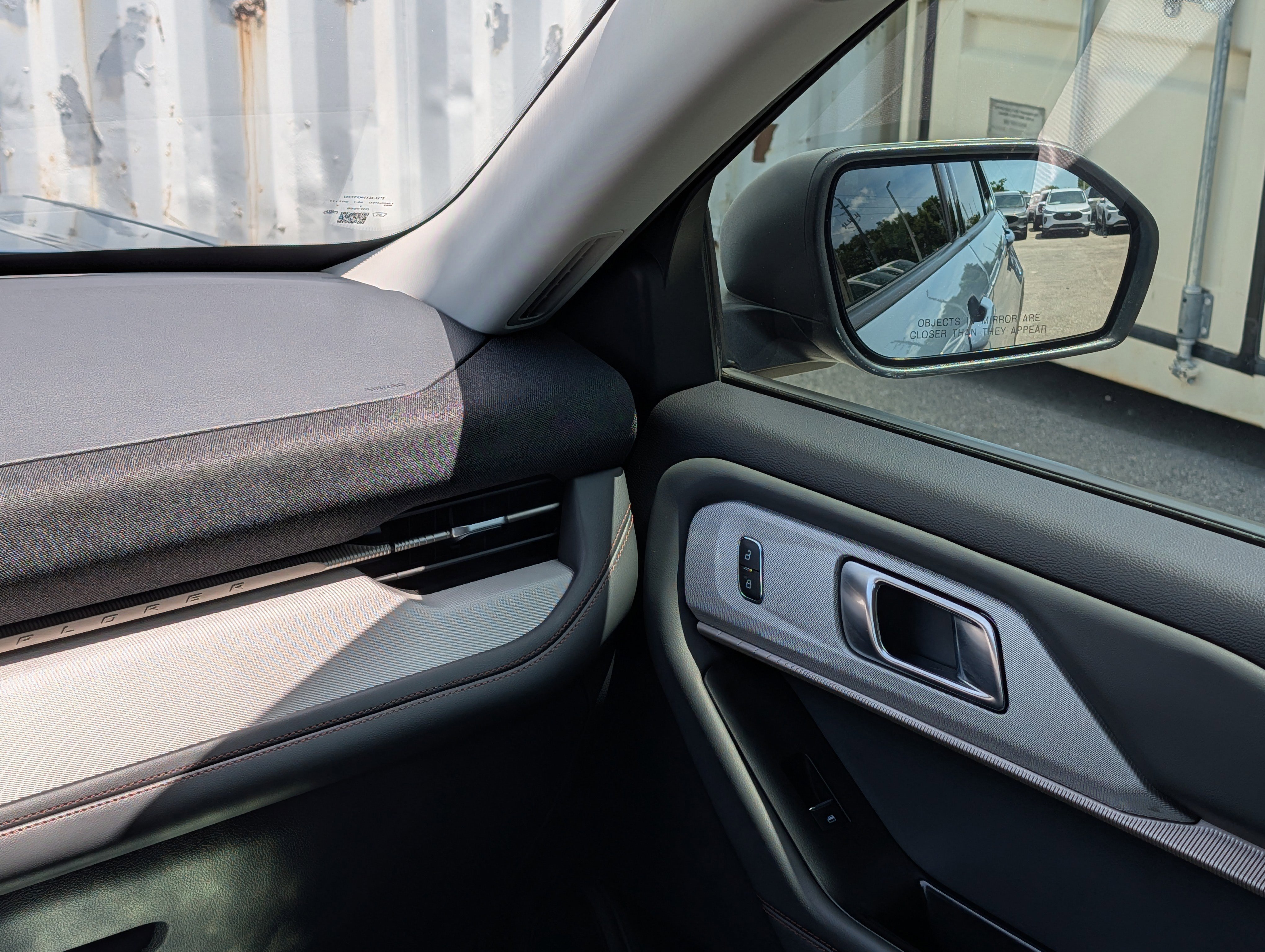 Certified 2025 Ford Explorer Active w/ Active Comfort Package RWD image 18