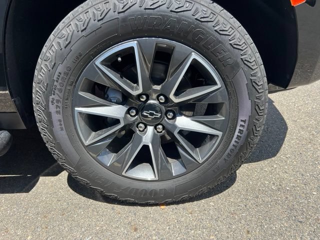 Used 2023 Chevrolet Tahoe Z71 w/ Off-Road Capability Package AWD/4WD image 5