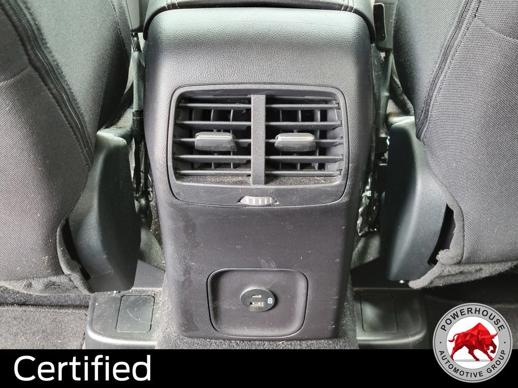 Certified 2022 Ford Escape SE w/ SE Sport Appearance Package FWD image 18