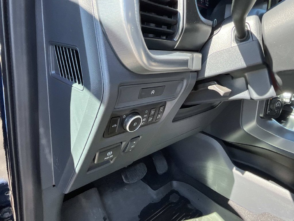Certified 2025 Ford F150 Lariat w/ Equipment Group 502A High AWD/4WD image 34