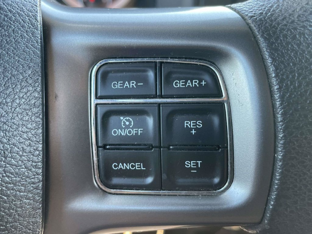 Used 2021 RAM 1500 Classic SLT RWD image 23