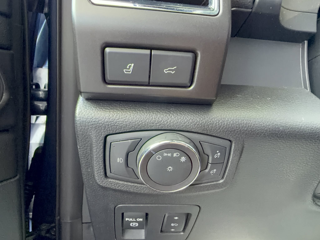 Certified 2019 Ford Expedition Limited w/ Equipment Group 302A RWD image 30