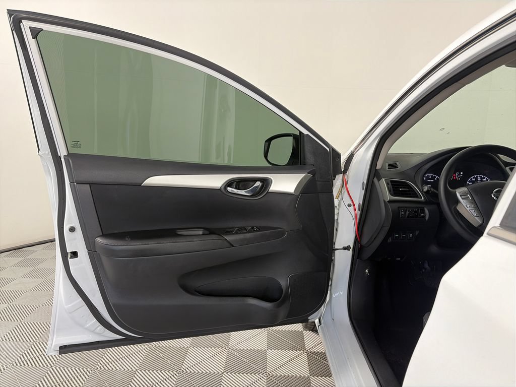 Used 2017 Nissan Sentra S FWD image 9
