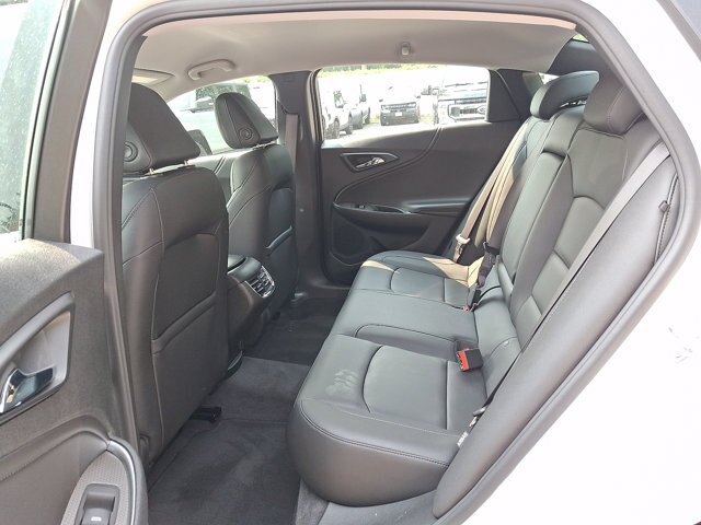 Used 2022 Chevrolet Malibu LT w/ Leather Package FWD image 12