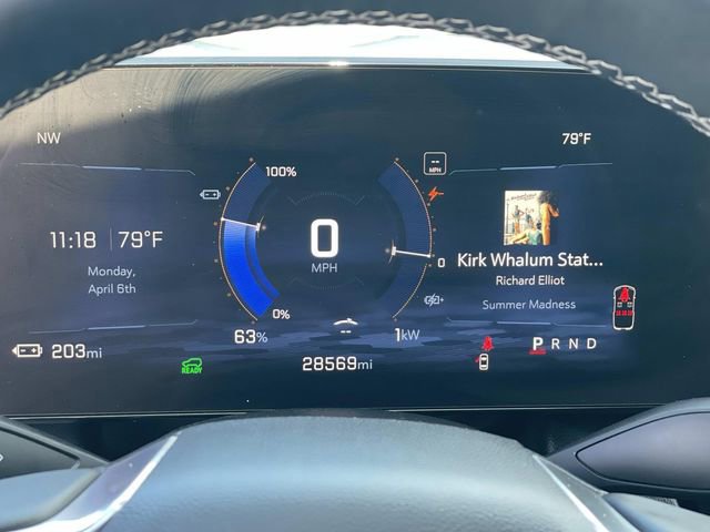 Used 2025 Chevrolet Equinox EV LT w/ Convenience Package image 18