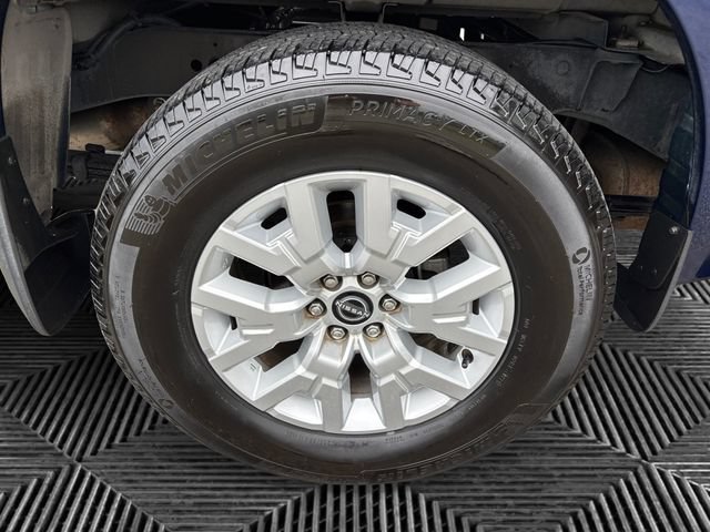 Used 2022 Nissan Frontier SV w/ SV Premium Package AWD/4WD image 14