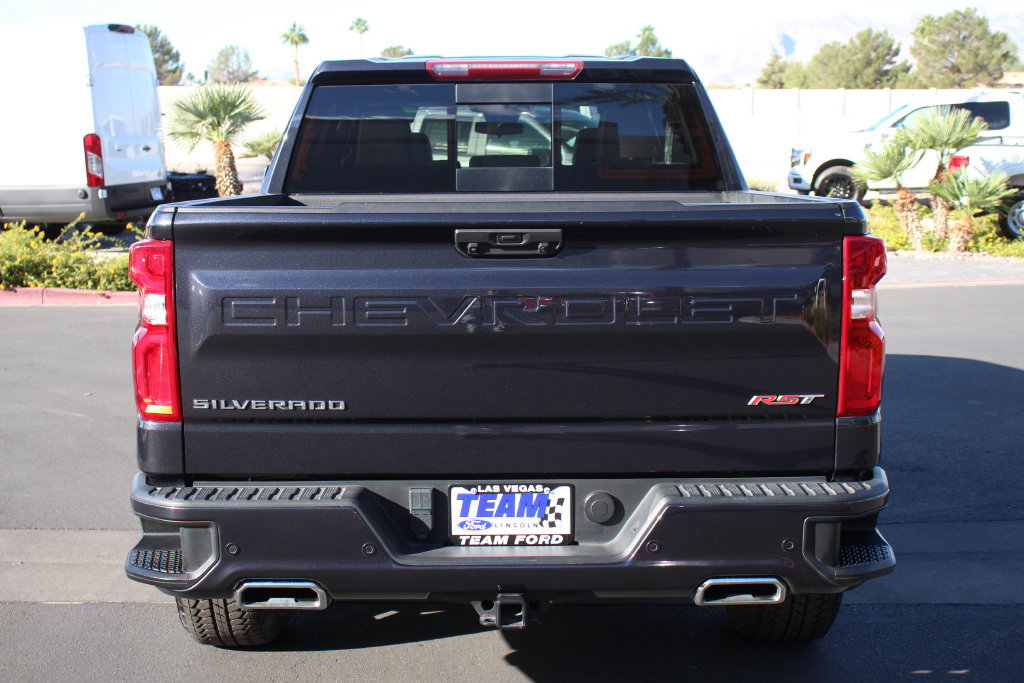 Used 2023 Chevrolet Silverado 1500 RST w/ Convenience Package II AWD/4WD image 6